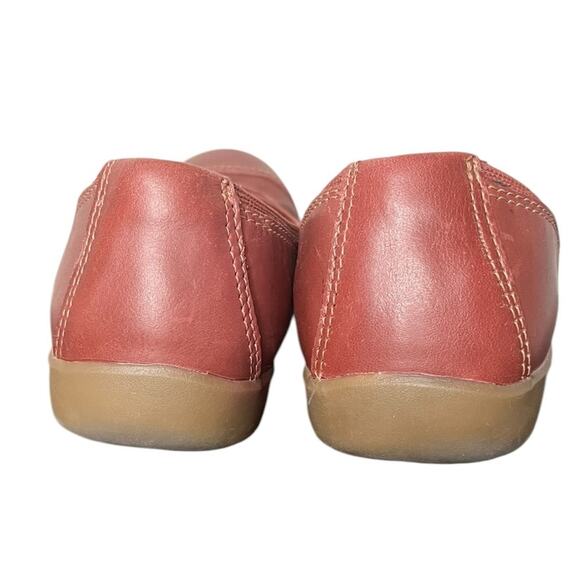 CLARKS Meadow Opal Chestnut Leather Slip On‎ Flat Loafer Ballet Slipper Size 8.5 - Picture 4 of 8
